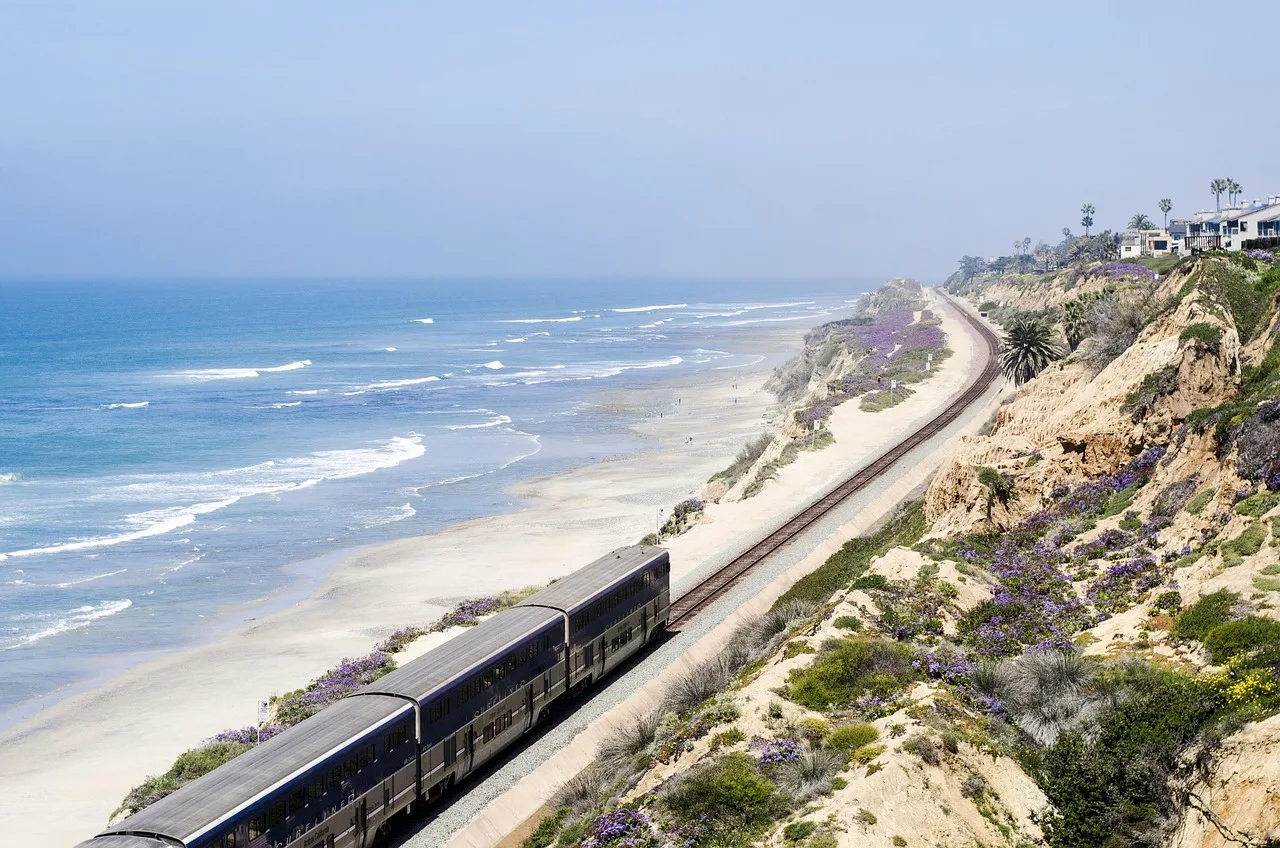 usa, california, nature, san diego, del mar, train, pacific surf liner, amtrak, to travel, sea, rail. 5 notes on amtrak itinerary building worth reading