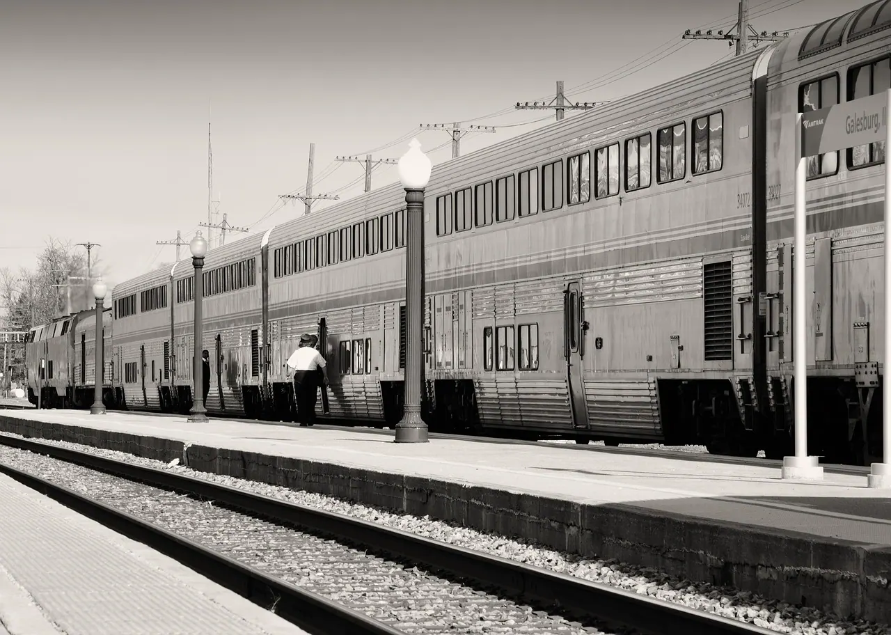train, railway, track, amtrak, conductor, railroad, transportation, amtrak, amtrak, amtrak, amtrak, amtrak